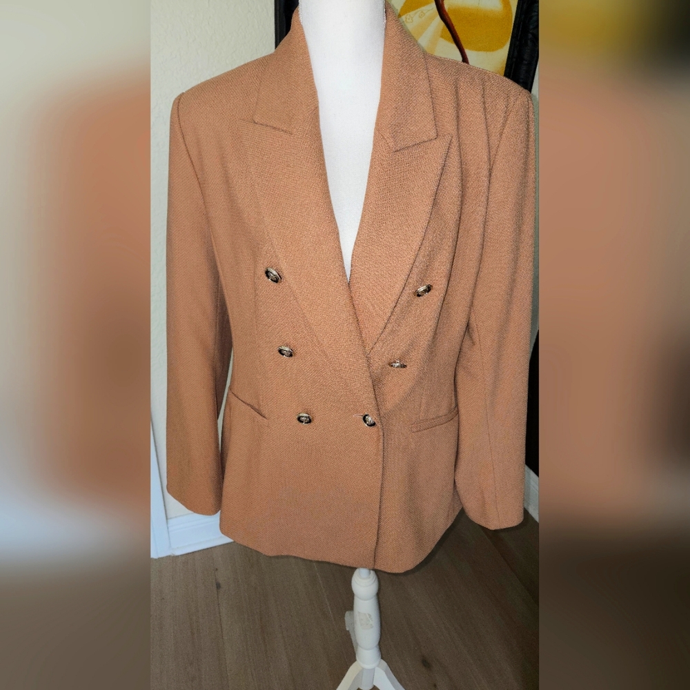 Zara Tan Double-Breasted Blazer with Peaked Lapels